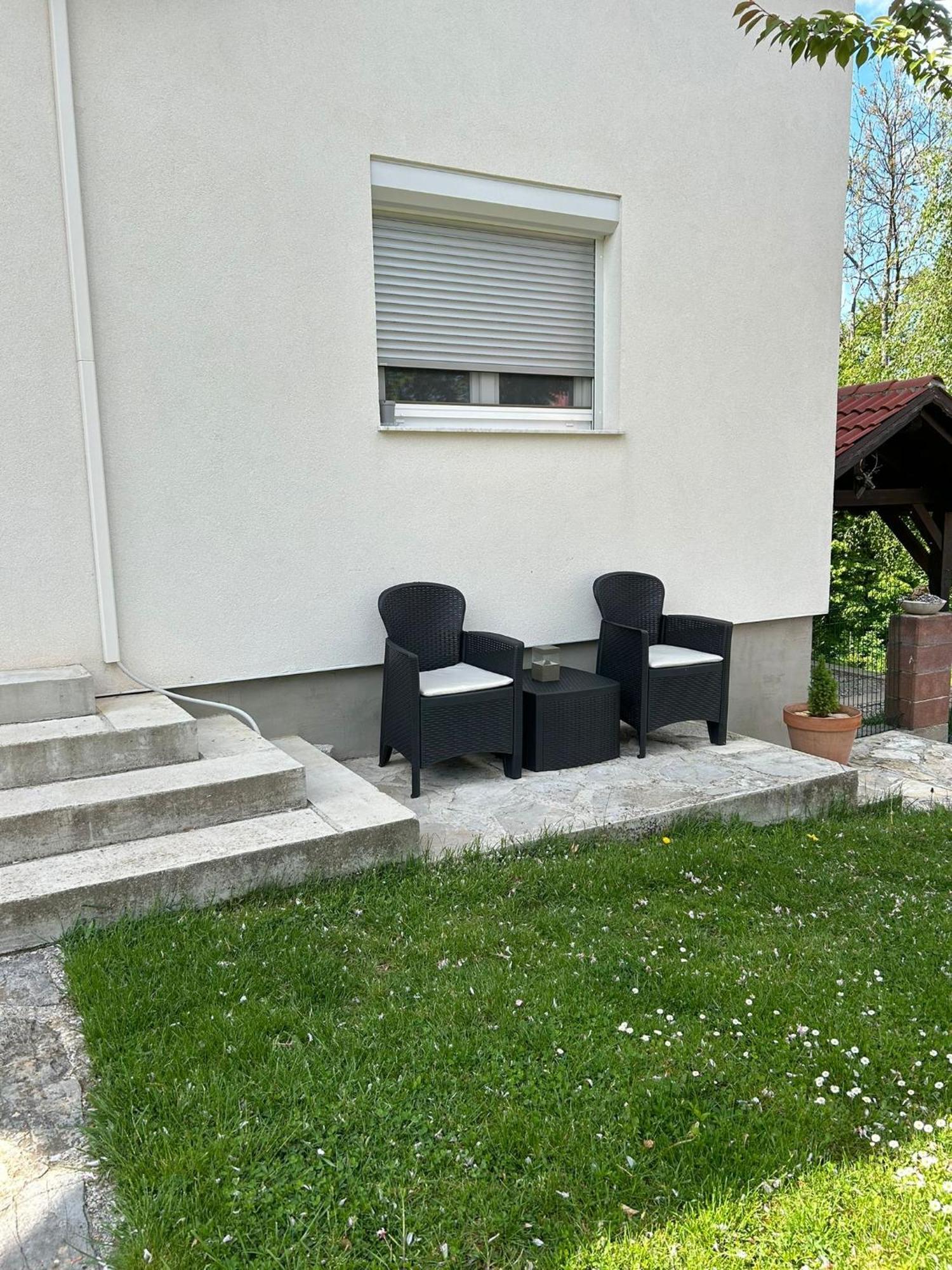 Studio Apartman Marta Korenica Extérieur photo